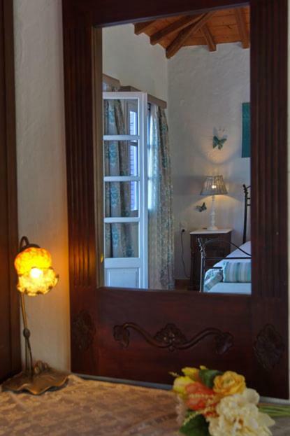 דירות Alónnisos Elena'S House מראה חיצוני תמונה
